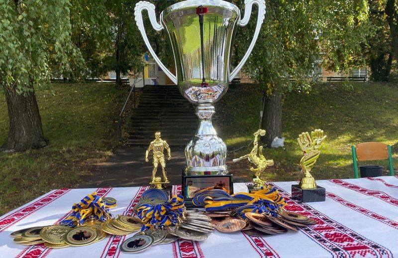 Перший Футбольний Кубок пам‘яті сім‘ї Сухенків
