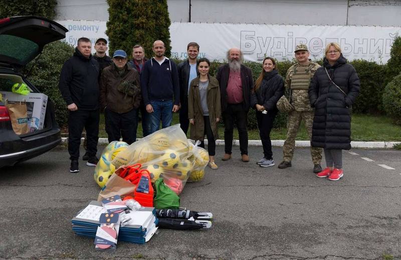 Макарівську громаду відвідали угорські друзі з вантажем гуманітарної допомоги