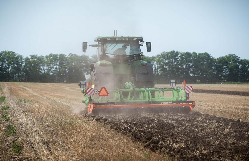 Київщина демонструє гарні результати збору врожаю 2025 року