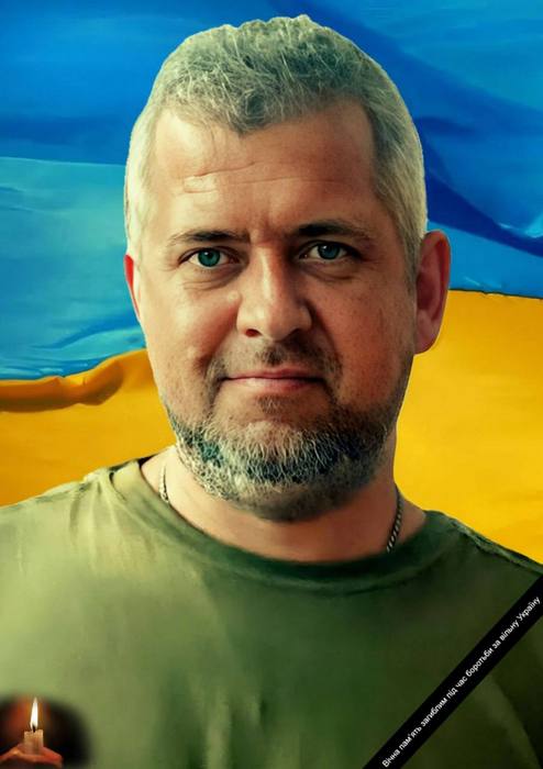 Знову громада стоятиме навколішки, проводжаючи в останню путь героя, що повернувся на щиті…