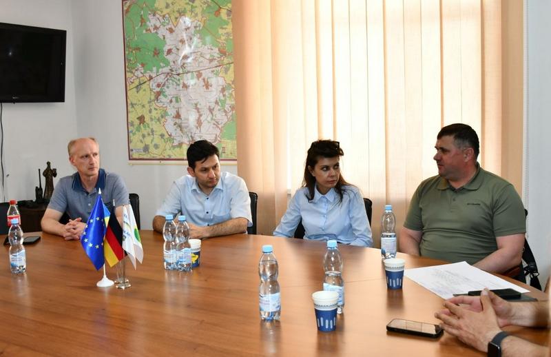Робоча нарада Макарівського селищного голови Вадима Токаря з представниками Європейського Союзу та Північної екологічної фінансової корпорації (НЕФКО)