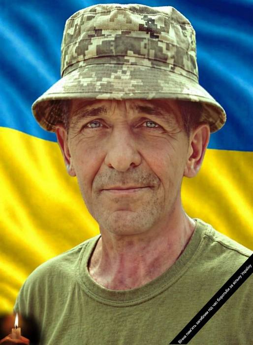 Знову громада стоятиме навколішки, проводжаючи в останню путь героя, що повернувся на щиті…